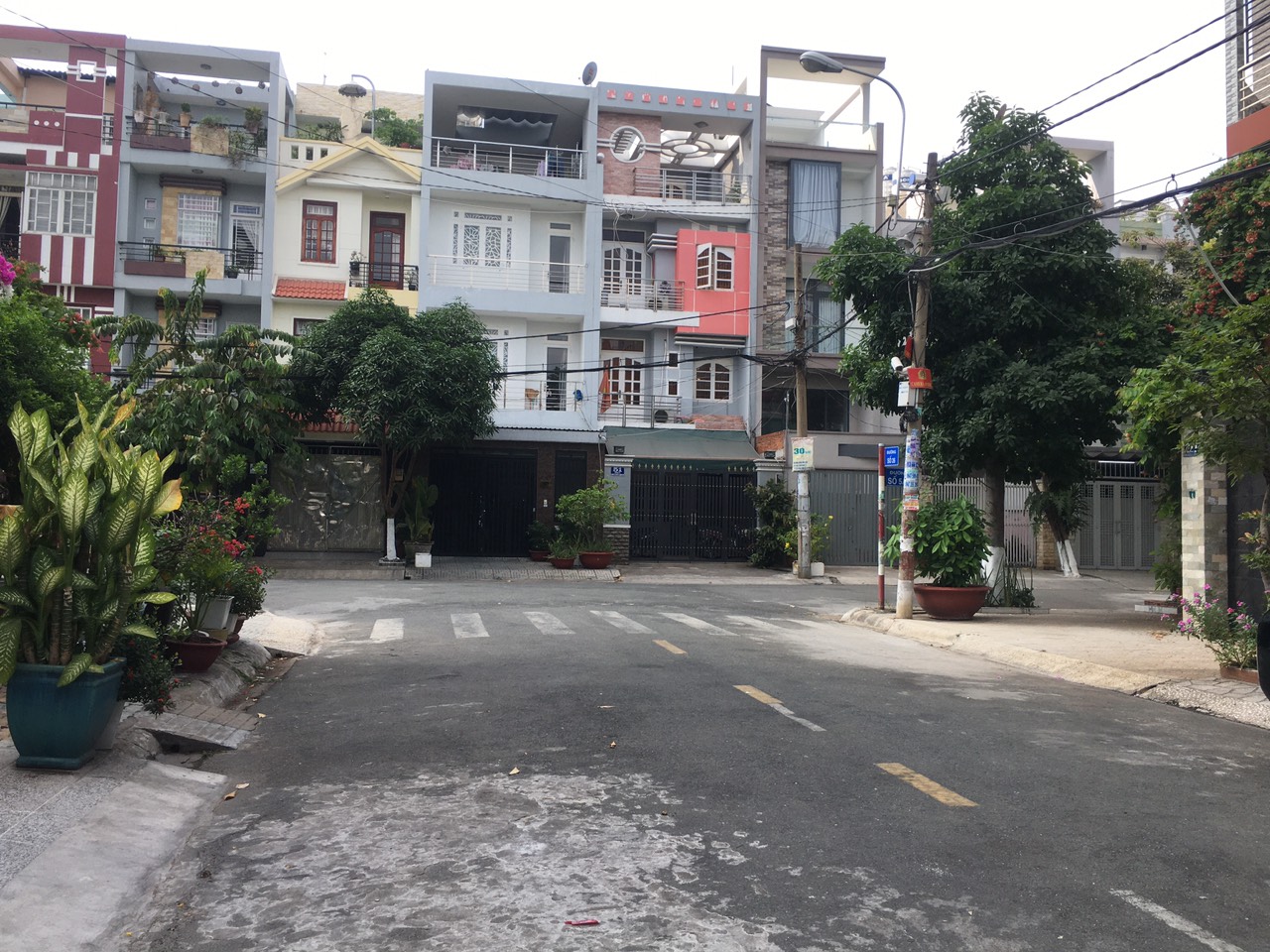 Read more about the article Nhà khu Tên Lửa – Bình Tân, đường số 5A, 5x20m, 4 lầu – 12 tỷ