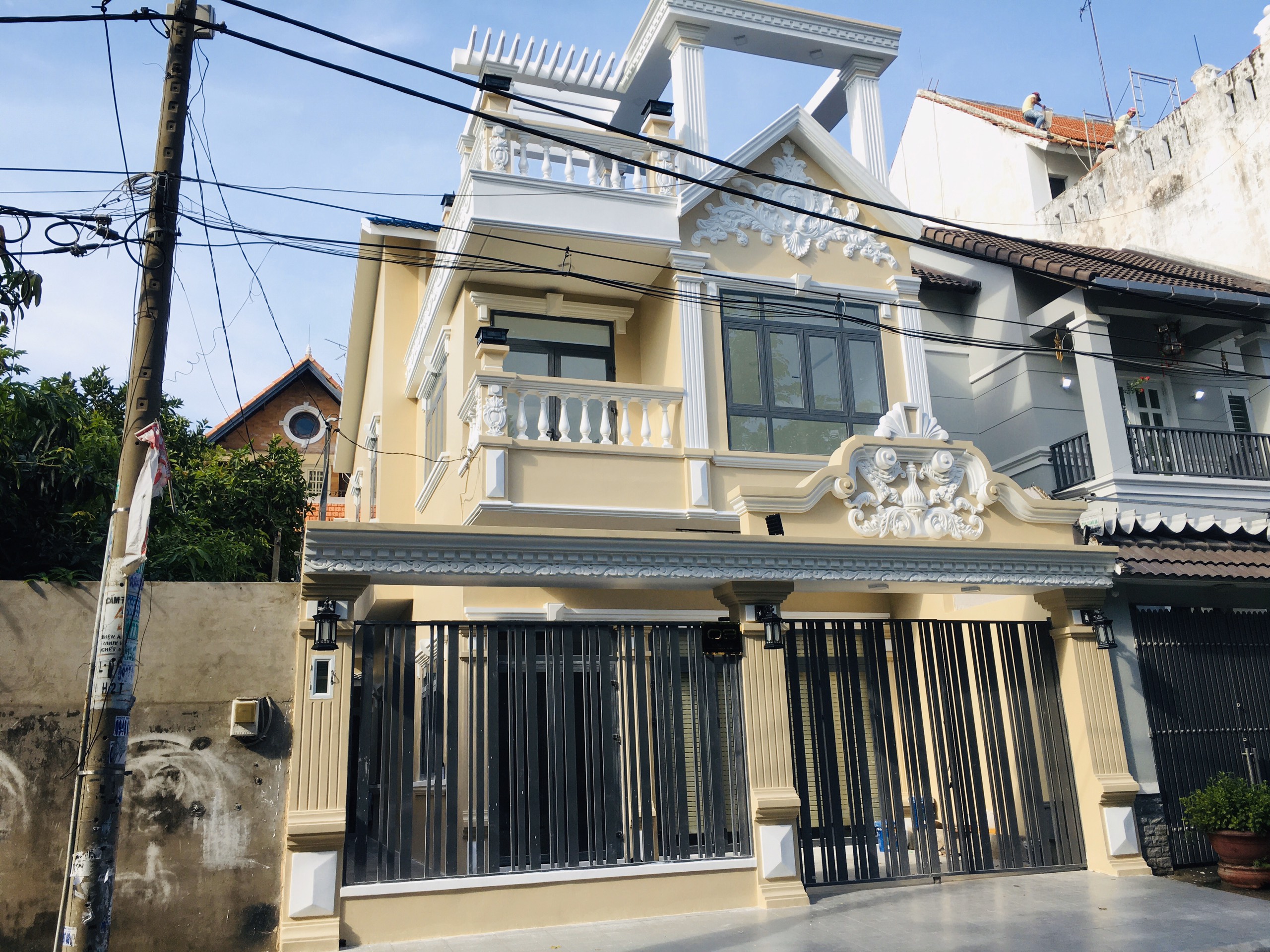 Read more about the article Biệt thự khu Tên Lửa – Bình Tân, đường số 13, 8x20m, 2 lầu – [ĐÃ BÁN]