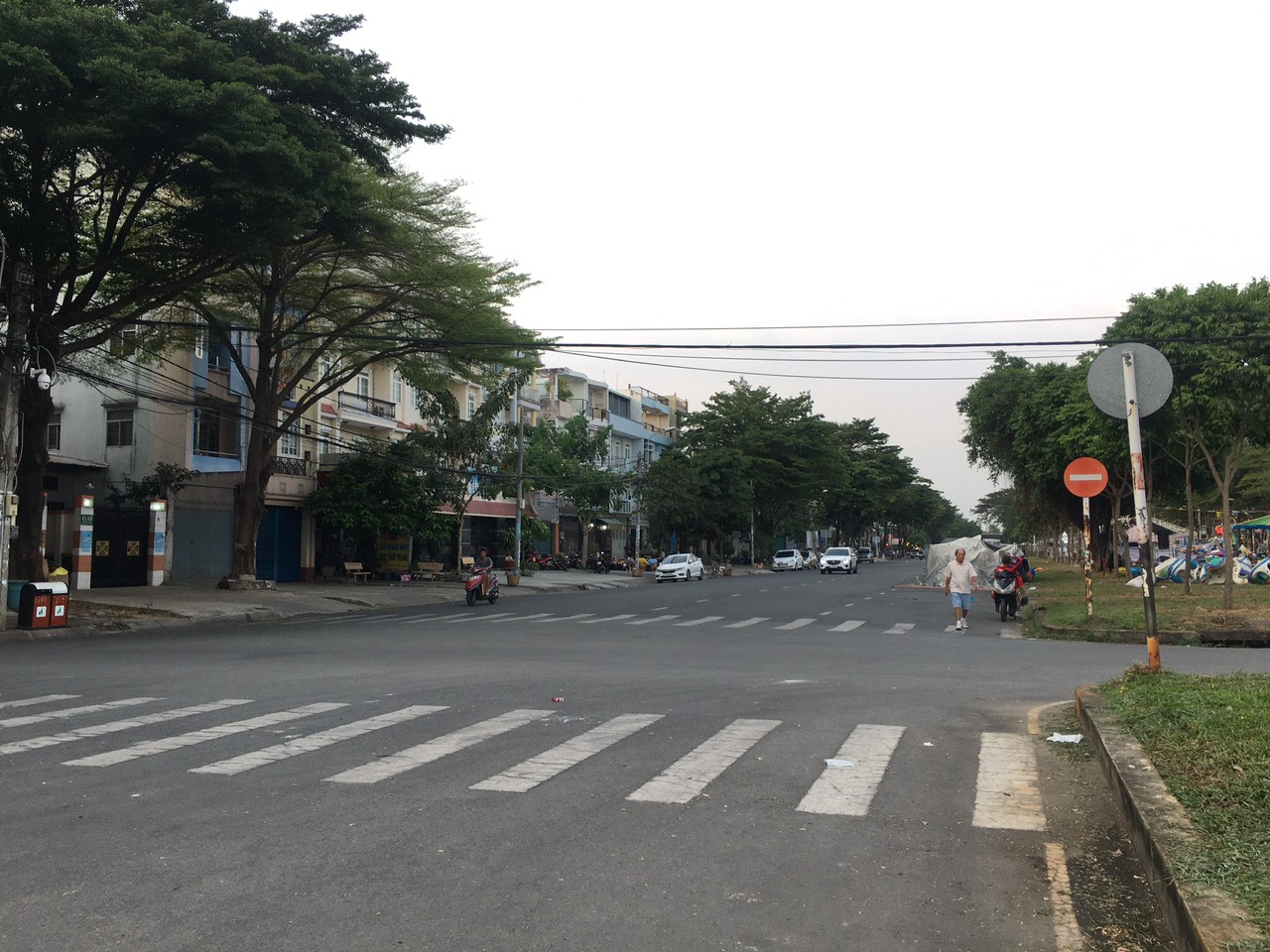 nhà đất tên lửa