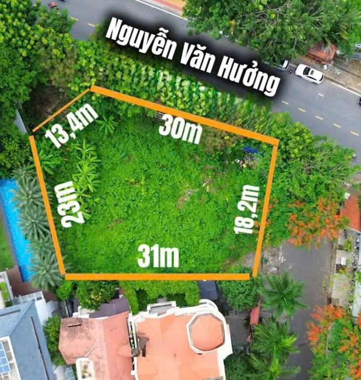 Read more about the article Bán đất biệt thự 3 mặt tiền, 200 Nguyễn Văn Hưởng, Thảo Điền, Q2 – 250 tỷ