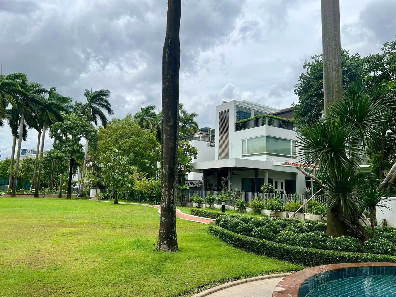 Read more about the article Bán thự góc The Riviera, Thảo Điền, Quận 2 – 119 tỷ