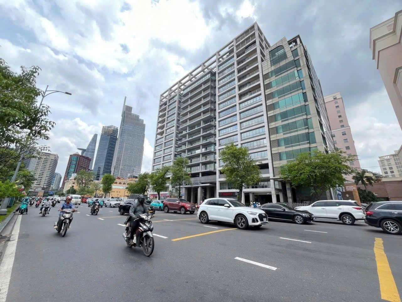 Read more about the article Bán tòa nhà văn phòng, 4B Tôn Đức Thắng, Quận 1 – 550 tỷ
