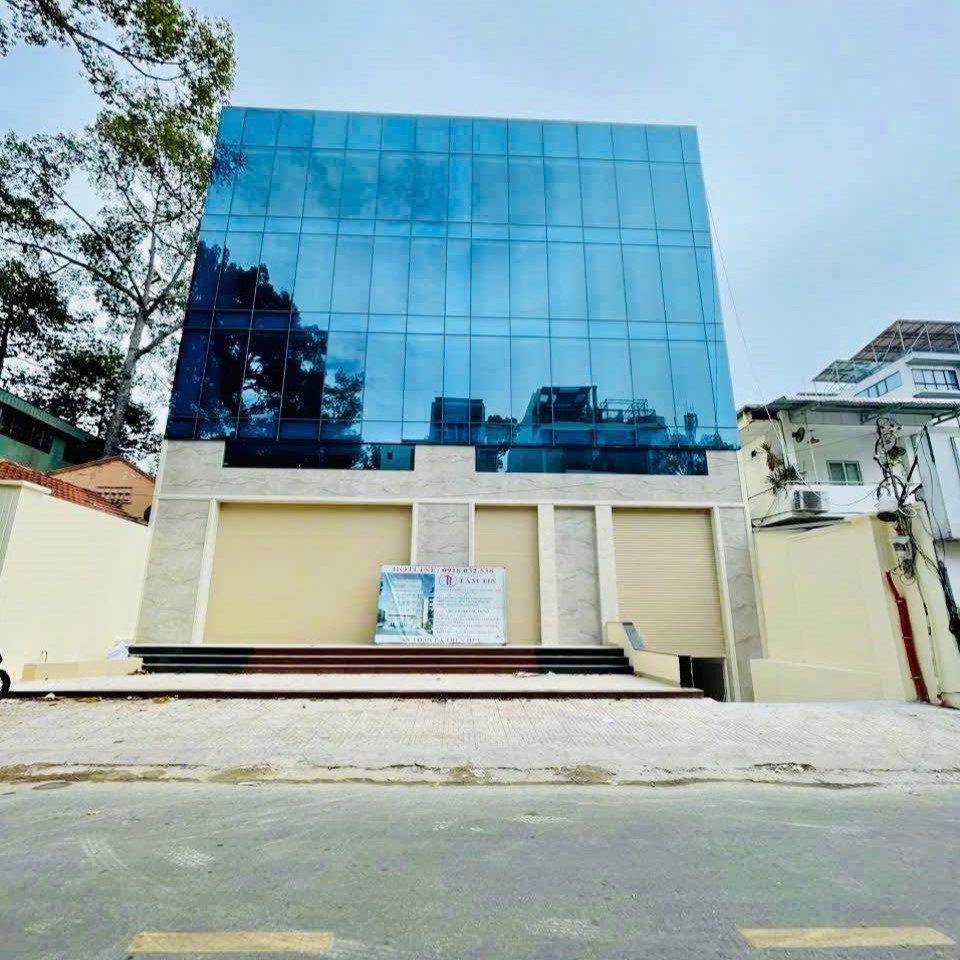 Read more about the article Bán tòa nhà 1-1A Tăng Bạt Hổ, Quận 5 – 165 tỷ