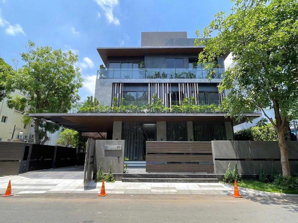 Read more about the article Bán biệt thự góc 2 mặt tiền Mỹ Giang 2, Phú Mỹ Hưng – 80 tỷ