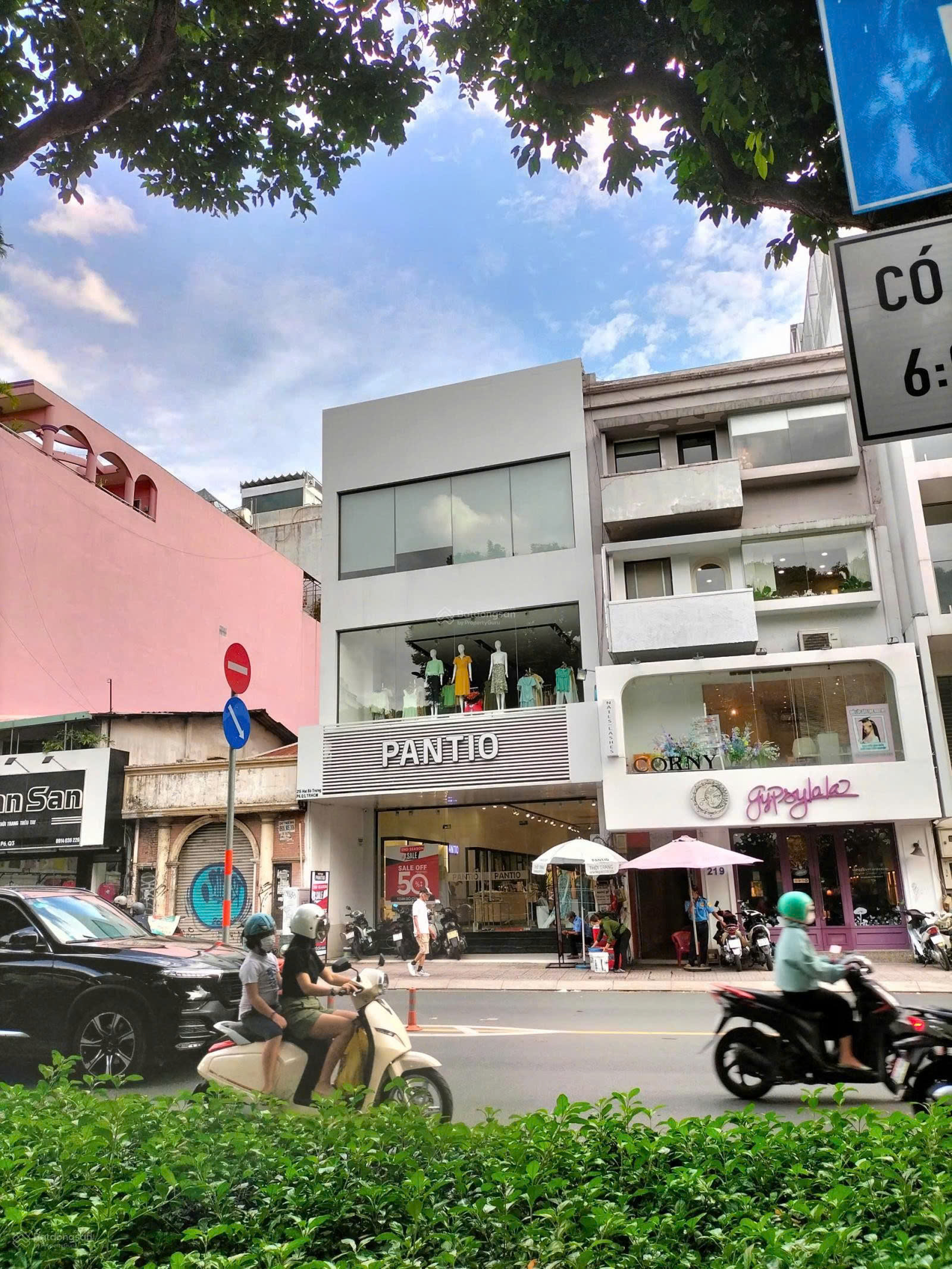 Read more about the article Bán nhà mặt tiền 215A-215B Hai Bà Trưng, Quận 3 – 192 tỷ